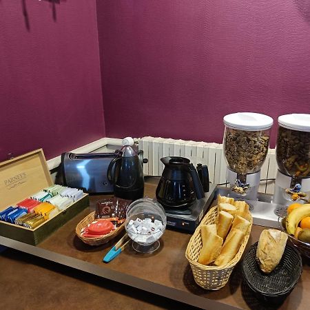 Contact Hotel Du Relais 图阿尔 外观 照片